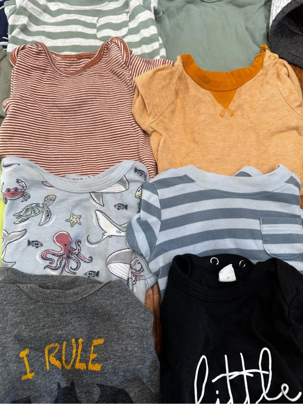 Short Sleeve Onesies - 6-9